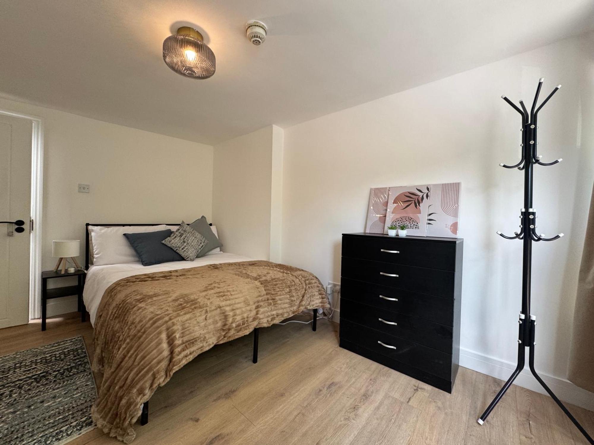 Beautifully Refurbished 4bd Flat By King's Cross *